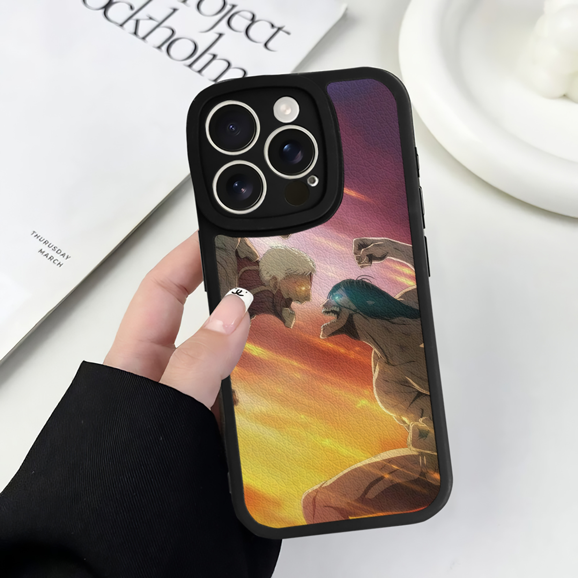 （画像用） 進撃の巨人 Attack on Titan 【iPhone 16シリーズ対応】シリコンスマホケース（レザー調） 材質：シリコン